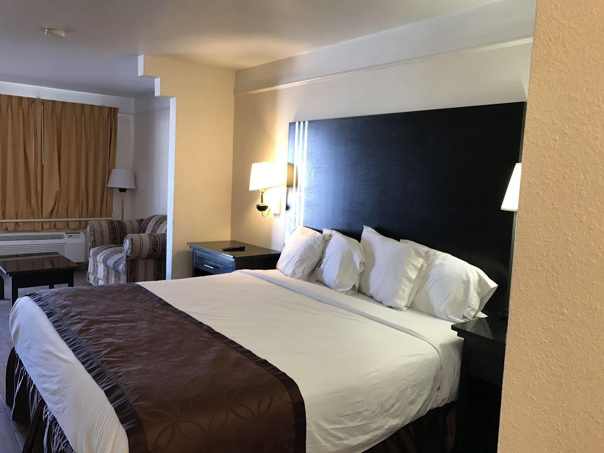 Texas Inn & Suites Pharr/San Juan Ngoại thất bức ảnh