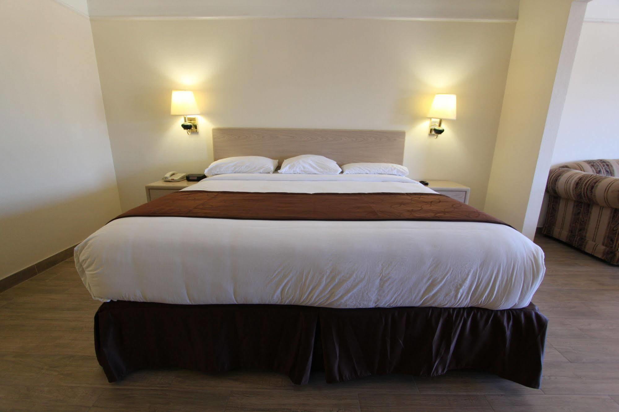 Texas Inn & Suites Pharr/San Juan Ngoại thất bức ảnh
