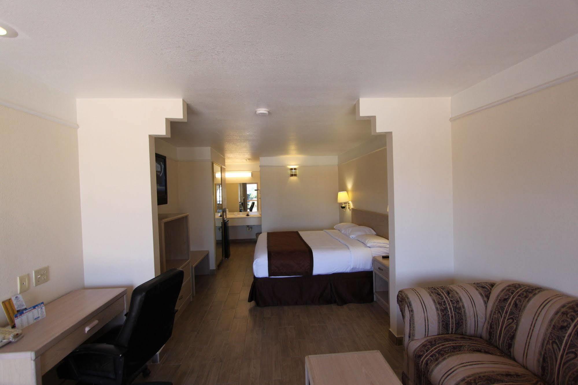Texas Inn & Suites Pharr/San Juan Ngoại thất bức ảnh
