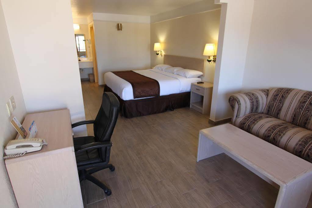 Texas Inn & Suites Pharr/San Juan Ngoại thất bức ảnh